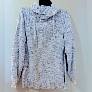 Commerce Cowl neck Sweater Women’s Medium